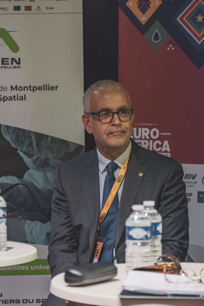 L’attribut alt de cette image est vide, son nom de fichier est DSCF6013-683x1024.jpg.